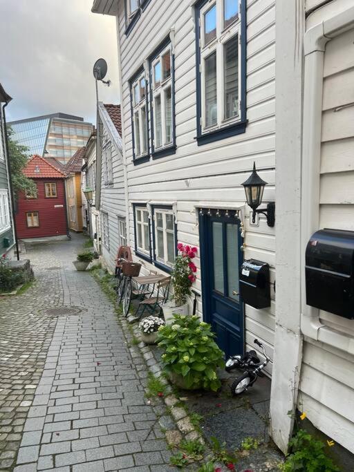 Beautiful Bergen House From 1790 Apartment Exterior photo