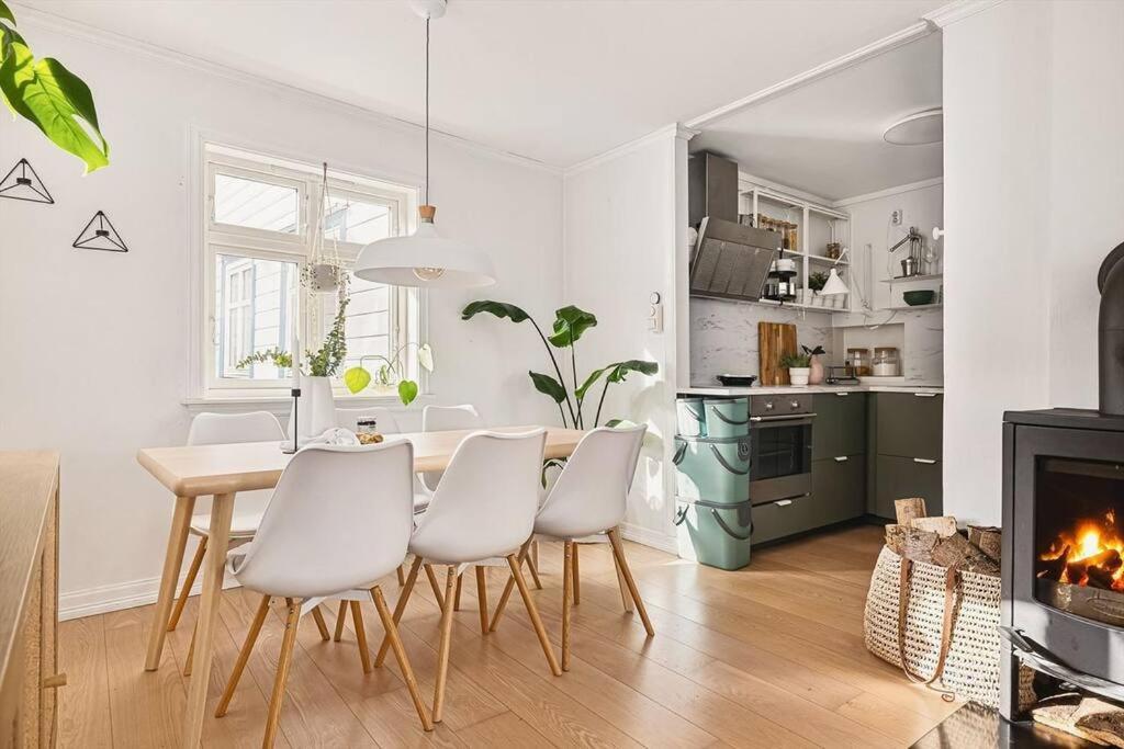 Beautiful Bergen House From 1790 Apartment Exterior photo